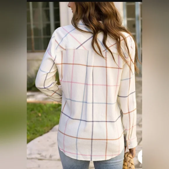 Grace and Lace - Favorite Button Up Top - Multi Windowpane - Picture 3 of 7